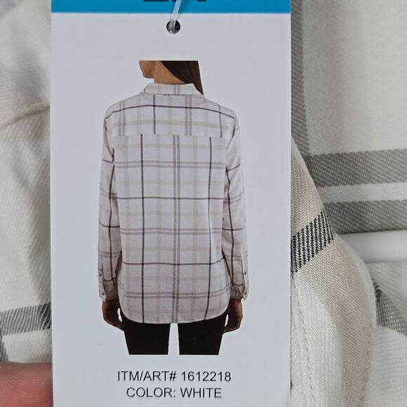 Jachs Girlfriend NWT Women's 2X Super Soft Pocket Flannel Shirt White Shacket - Picture 8 of 14